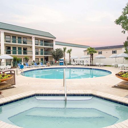 Econo Lodge Inn & Suites Foley-North Gulf Shores Exteriör bild