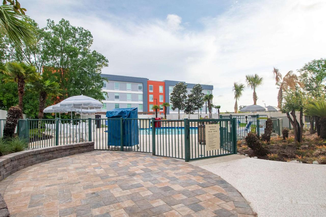 Econo Lodge Inn & Suites Foley-North Gulf Shores Exteriör bild