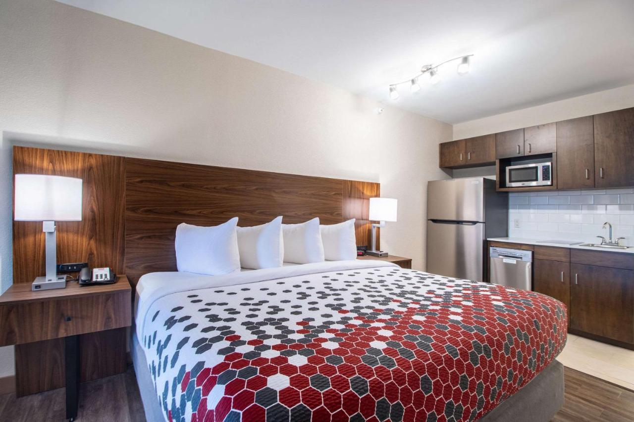 Econo Lodge Inn & Suites Foley-North Gulf Shores Exteriör bild