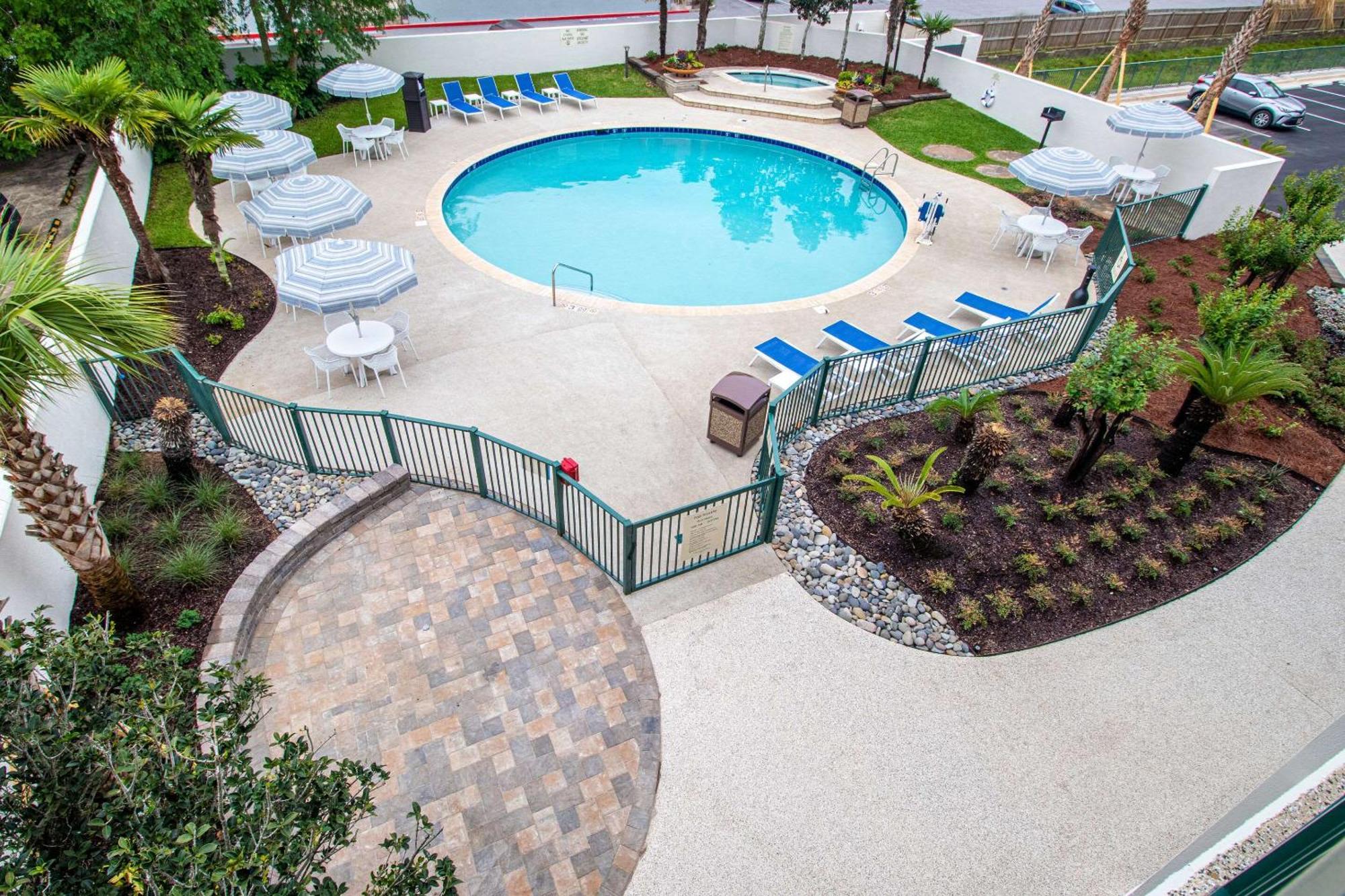 Econo Lodge Inn & Suites Foley-North Gulf Shores Exteriör bild