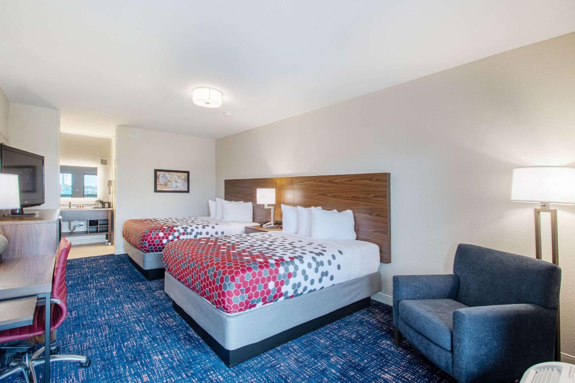 Econo Lodge Inn & Suites Foley-North Gulf Shores Exteriör bild