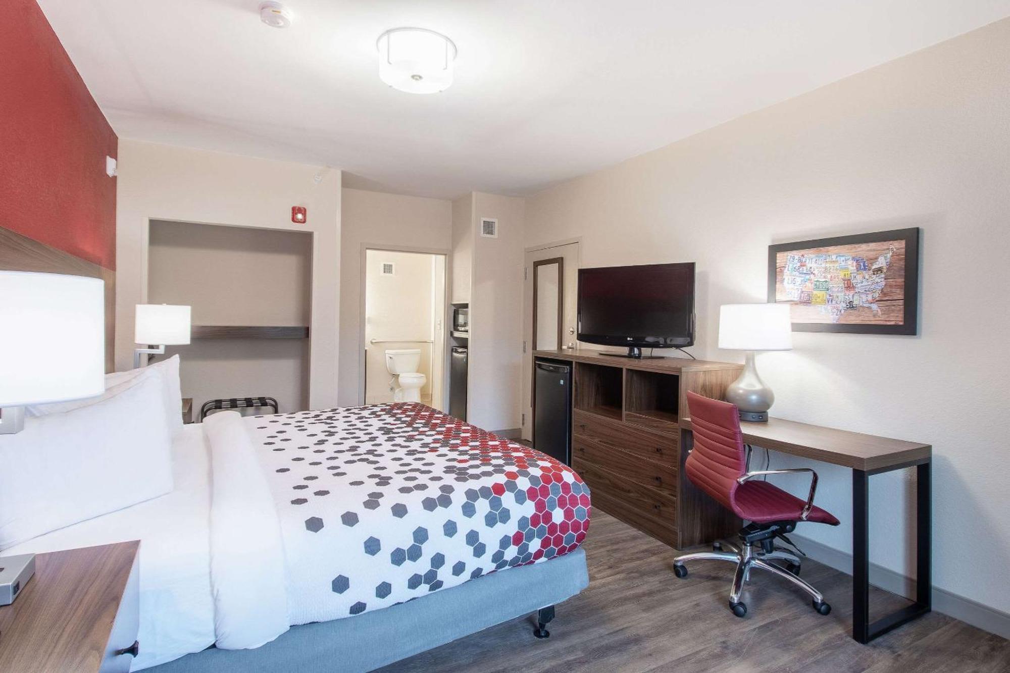 Econo Lodge Inn & Suites Foley-North Gulf Shores Exteriör bild