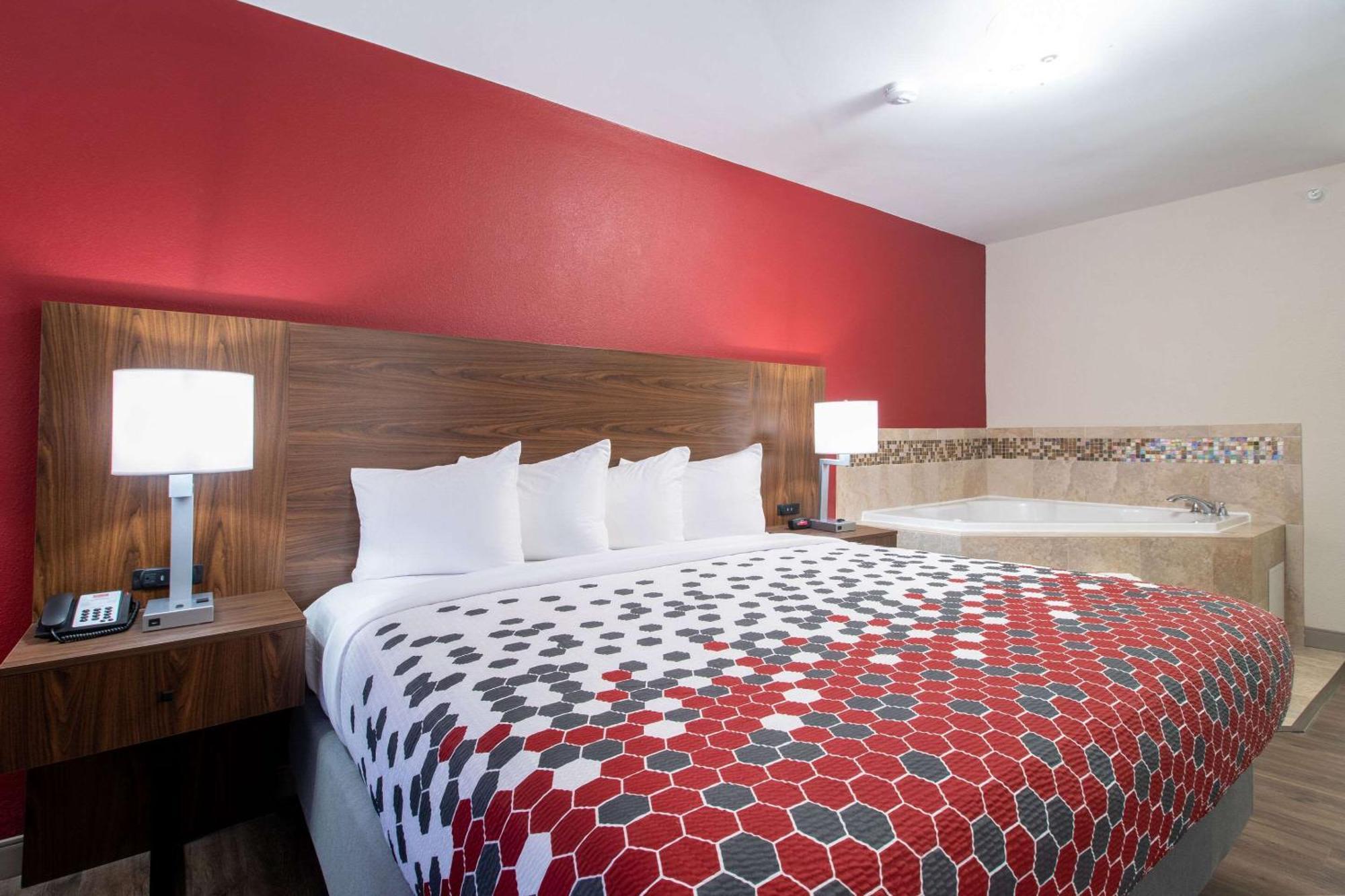 Econo Lodge Inn & Suites Foley-North Gulf Shores Exteriör bild