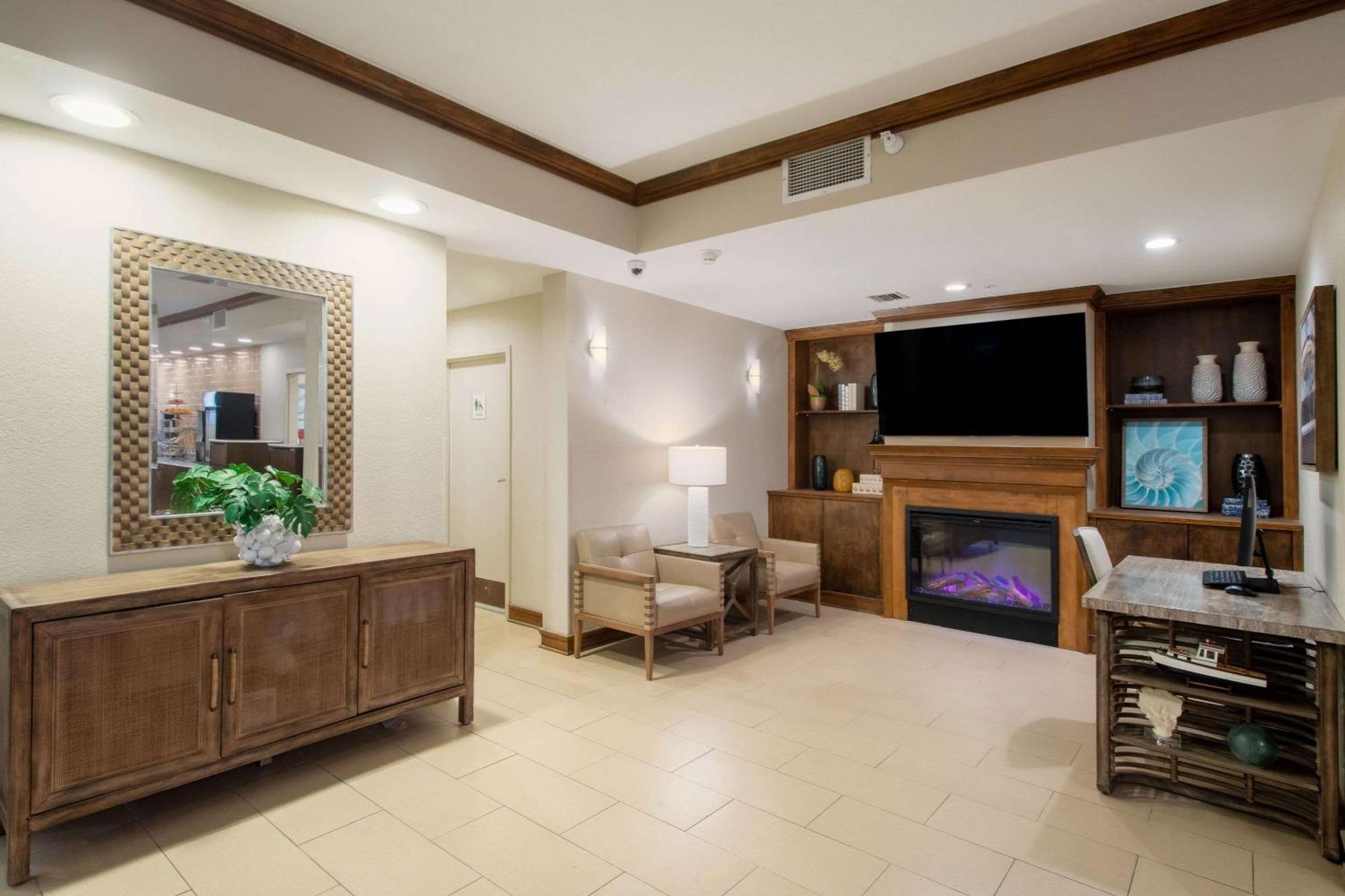 Econo Lodge Inn & Suites Foley-North Gulf Shores Exteriör bild